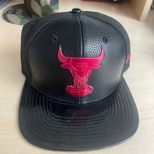 Bulls 72/10 hat